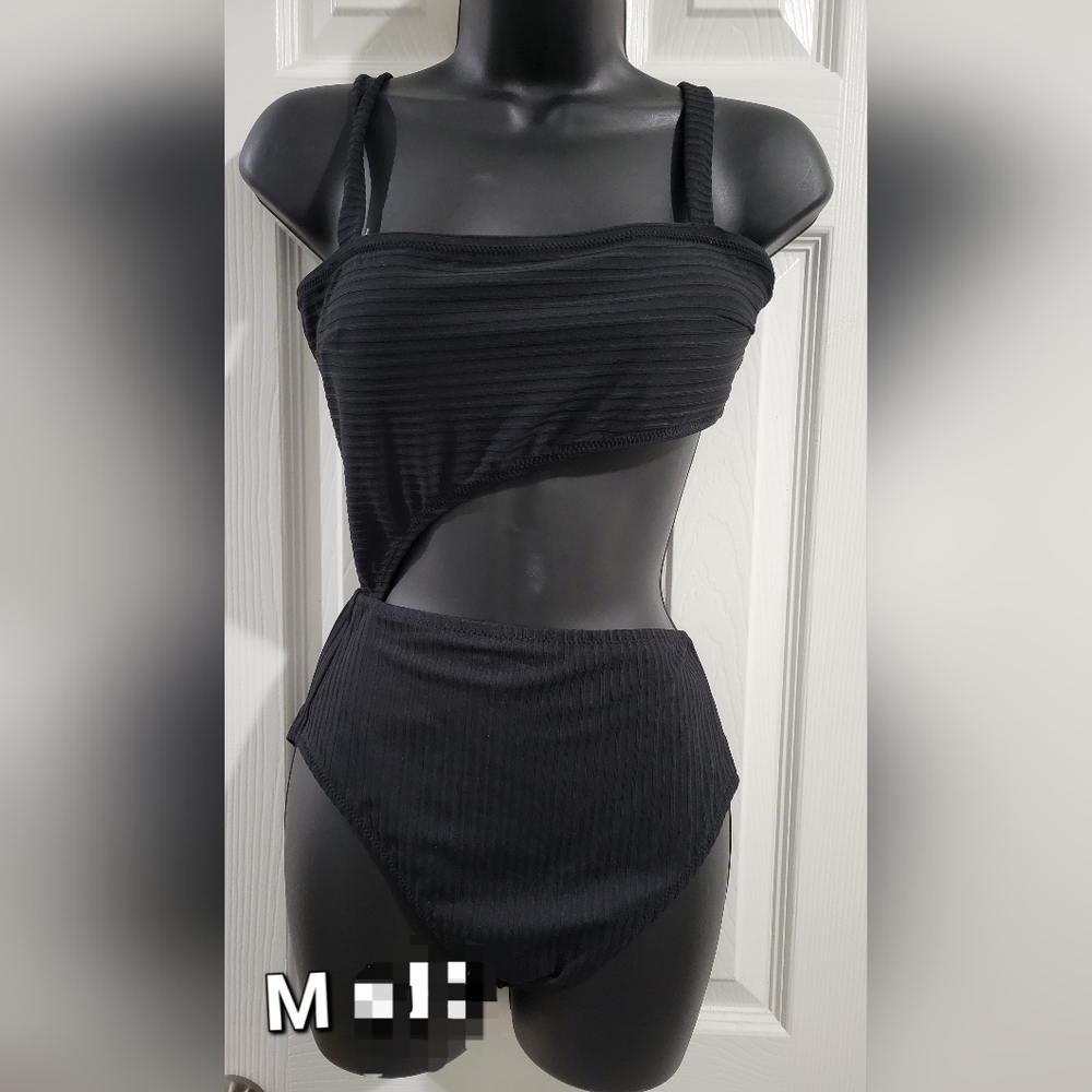 Women's swimsuit